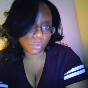 Meet your Posher, Lydia